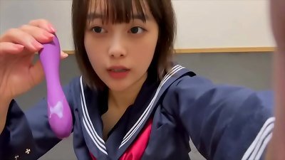 [I want to showcase each other how we masturbate...] When I was masturbating with a vibrator, white liquid was on the vibrator. horny liquid.